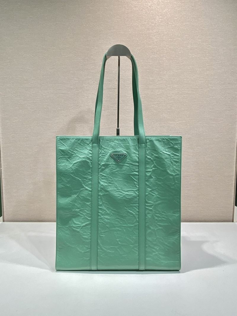 Pra*a tote bags